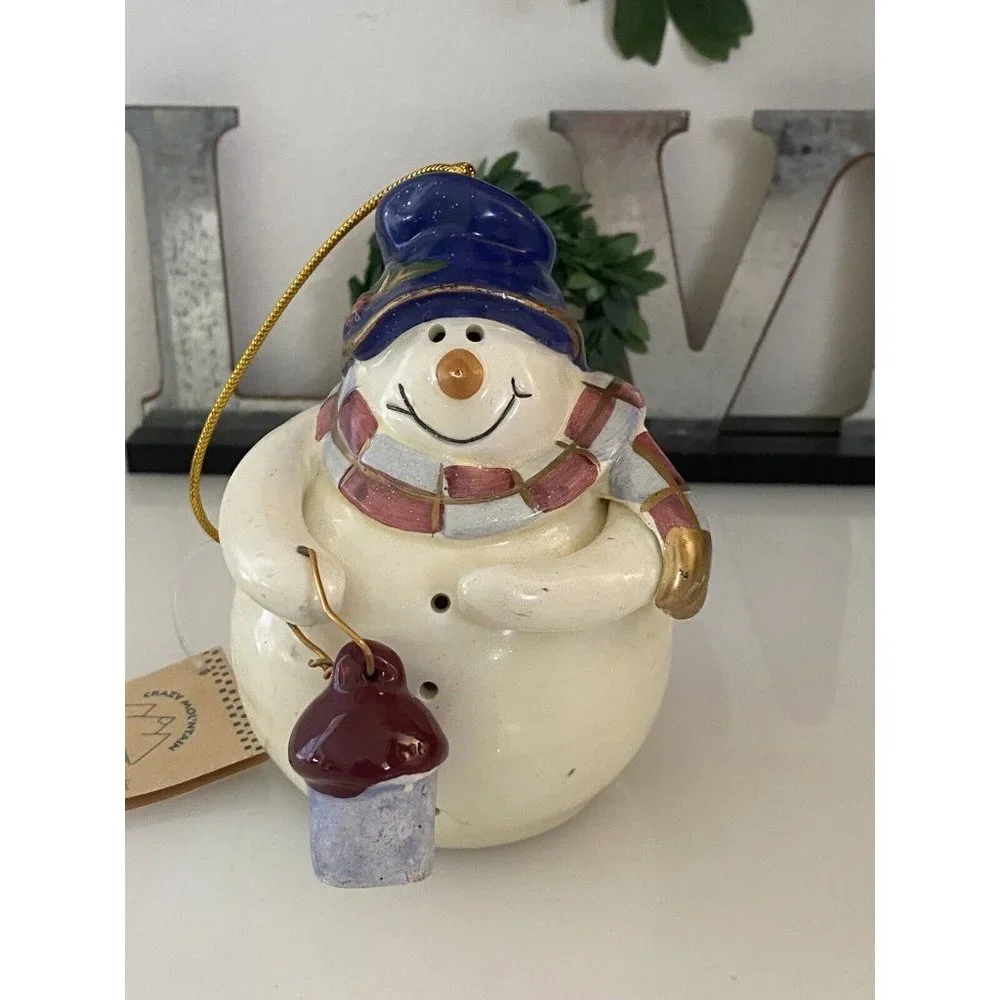 Crazy Mountain Ceramic Large‎ Ornament Snowman Holding Lantern Vintage 2000 NWT